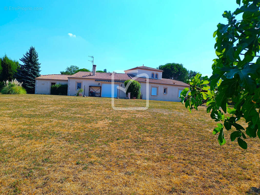 Spacieuse maison moderne avec une très belle vue - photo 2