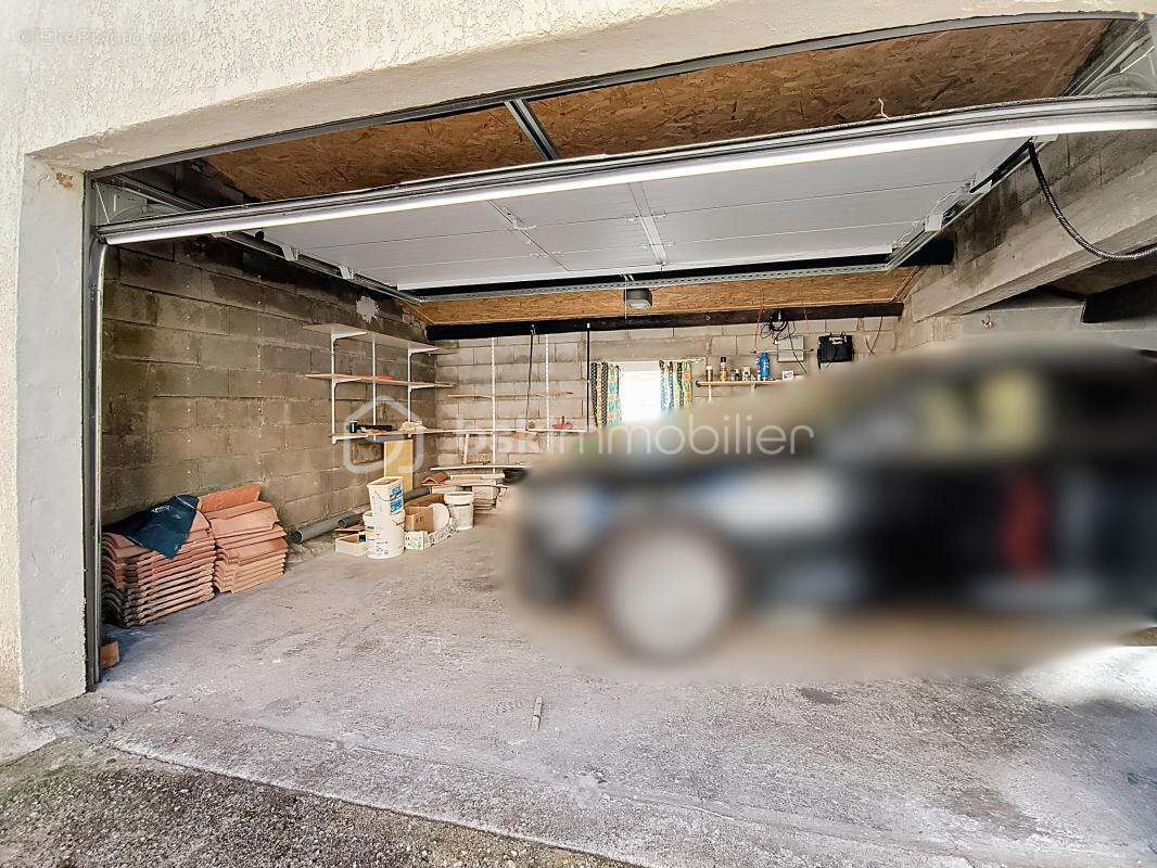 Garage 27m² - très bon état - Saint Vincent d'Olargues - photo 5