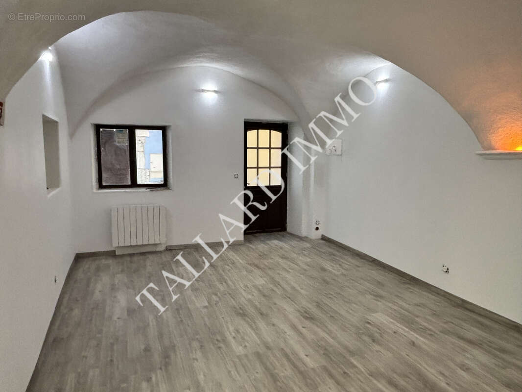 Appartement à TALLARD