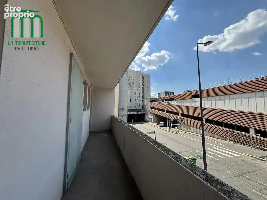 Saint etienne centre deux - proche fac trefilerie - appartement t2 avec cave et possibilite garage - photo 13