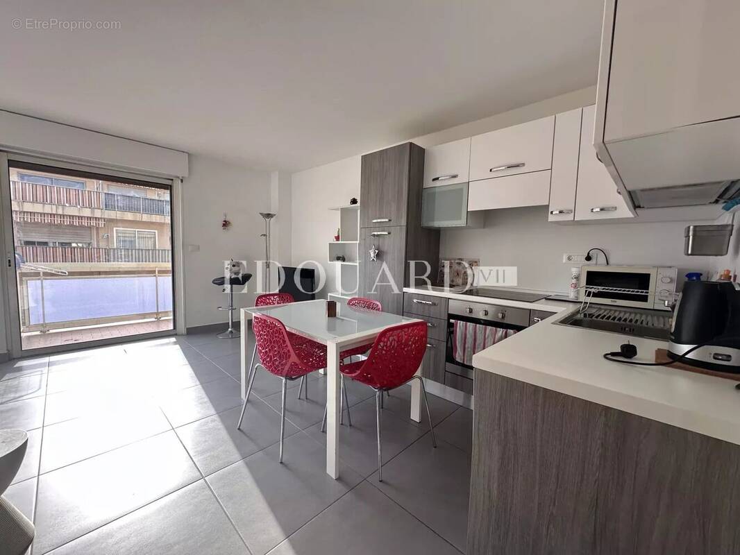 Appartement à ROQUEBRUNE-CAP-MARTIN
