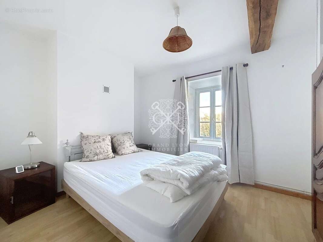 Maison à FERRIERES-SUR-SICHON