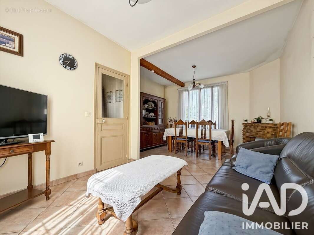 Maison 65 m² à Creteil  - photo 3