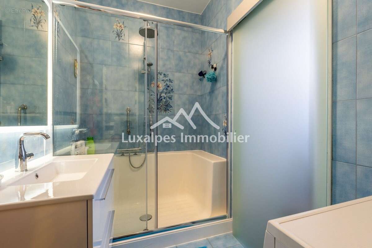 Appartement à BONNEVILLE