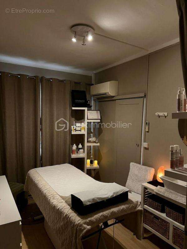 Commerce à SAINT-JEAN-DE-MAURIENNE