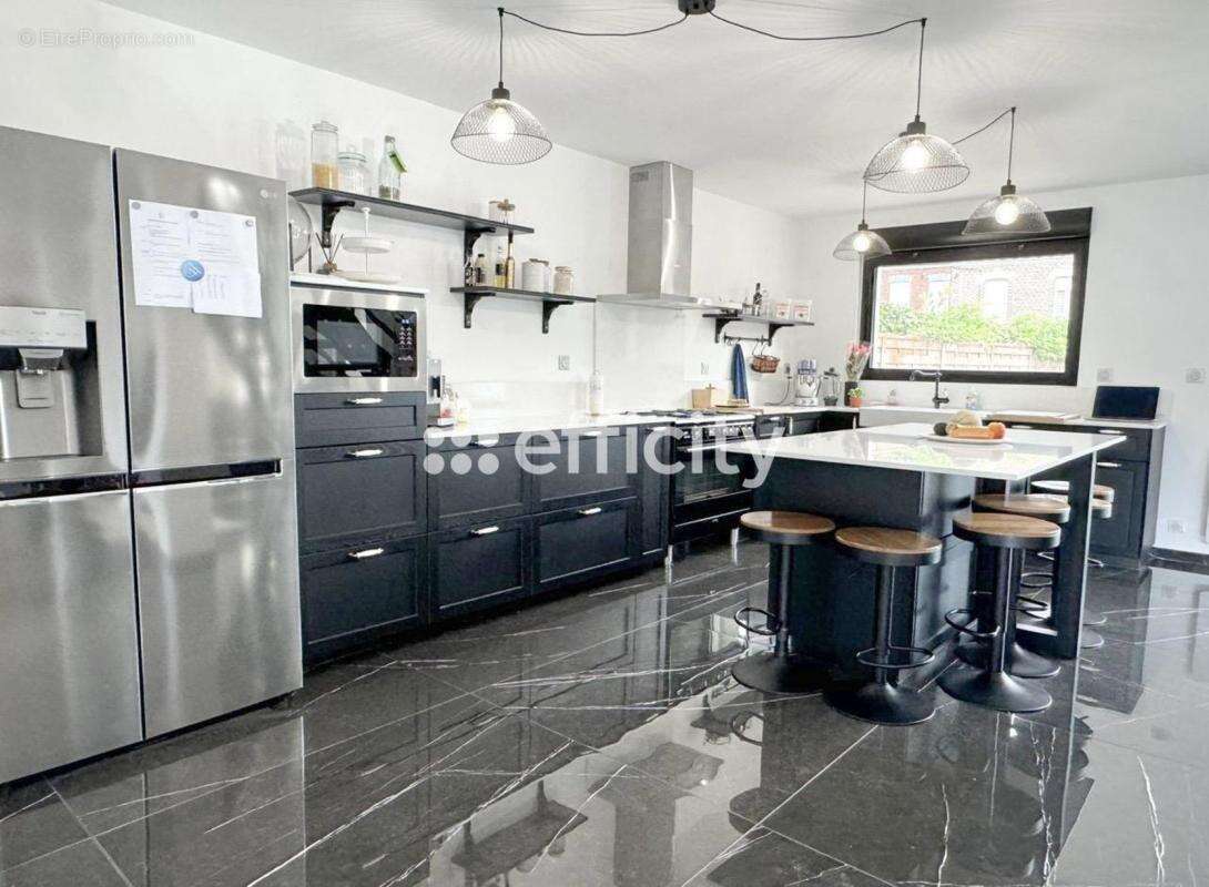 Maison à HENIN-BEAUMONT