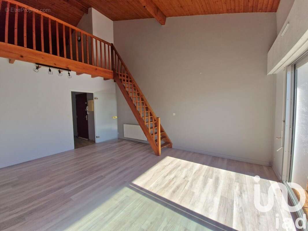 Photo 2 - Appartement à SAINT-GEORGES-DE-DIDONNE