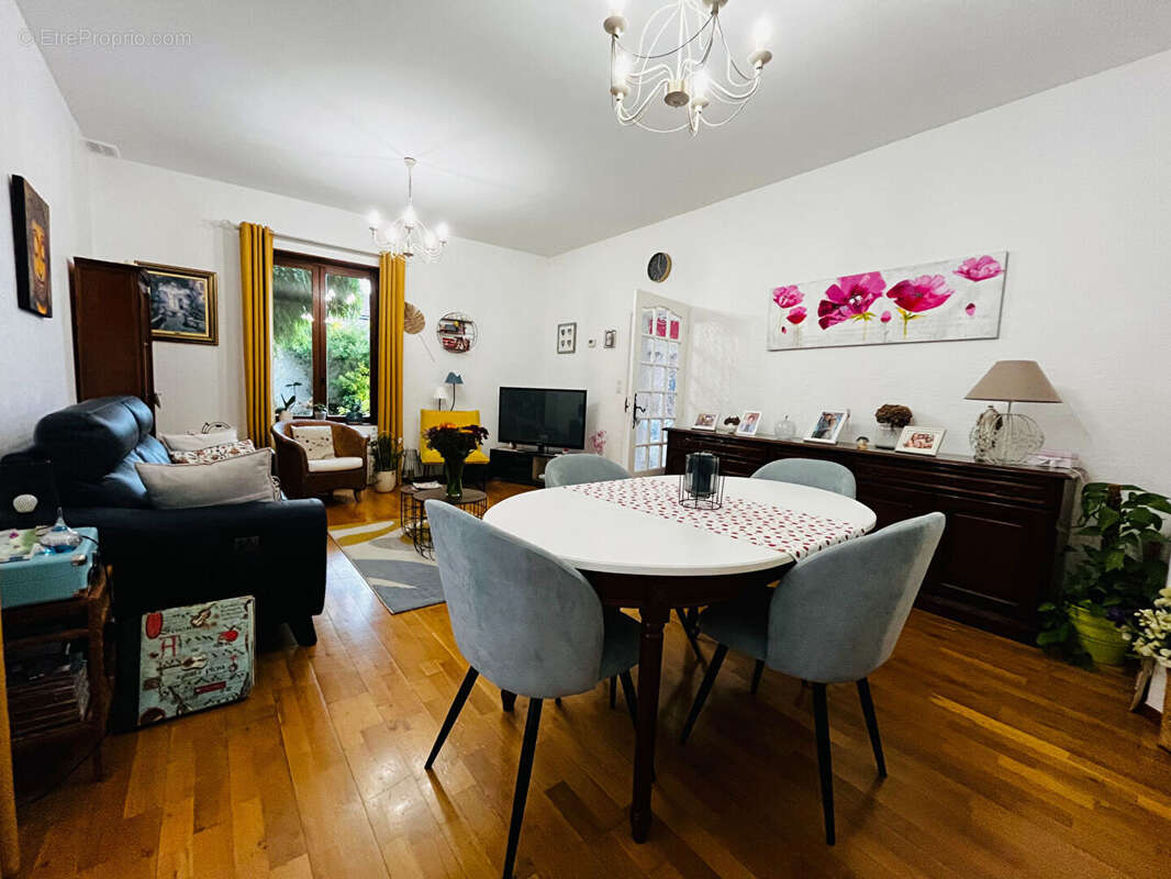 Maison à VALENCIENNES