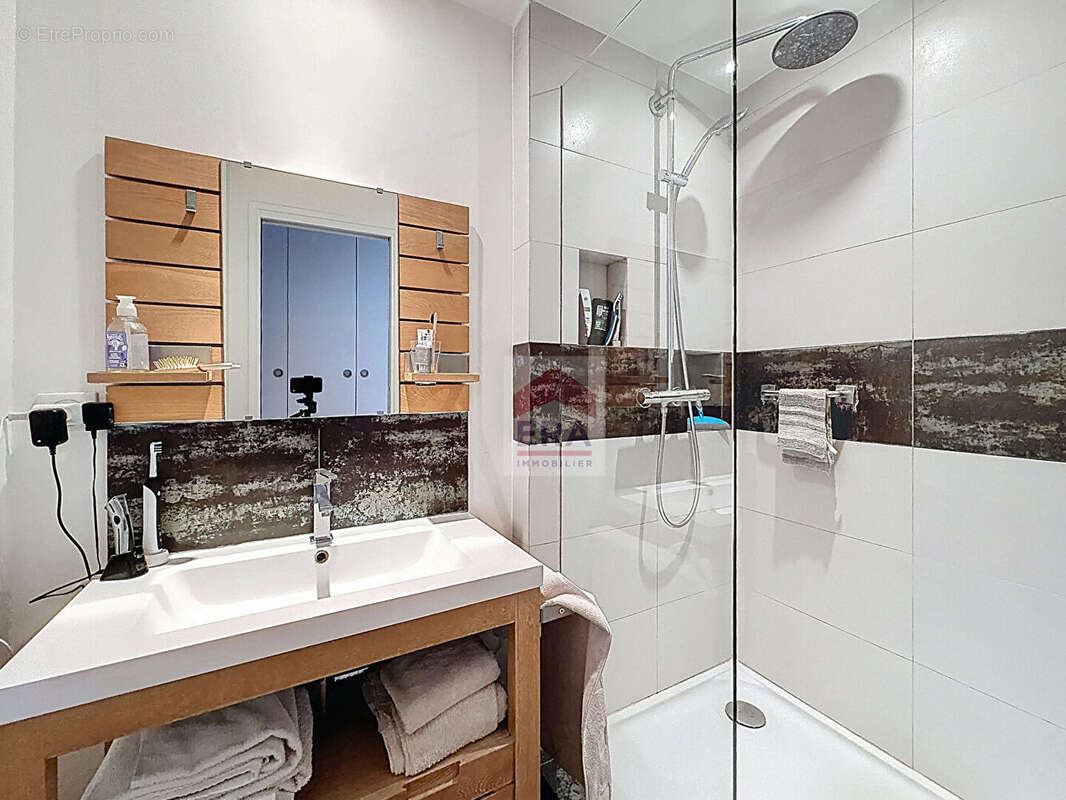 Appartement à SURESNES