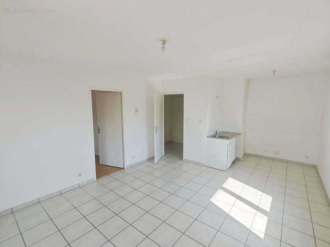 Appartement à ANSE