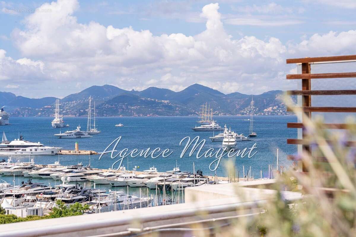 Appartement à CANNES
