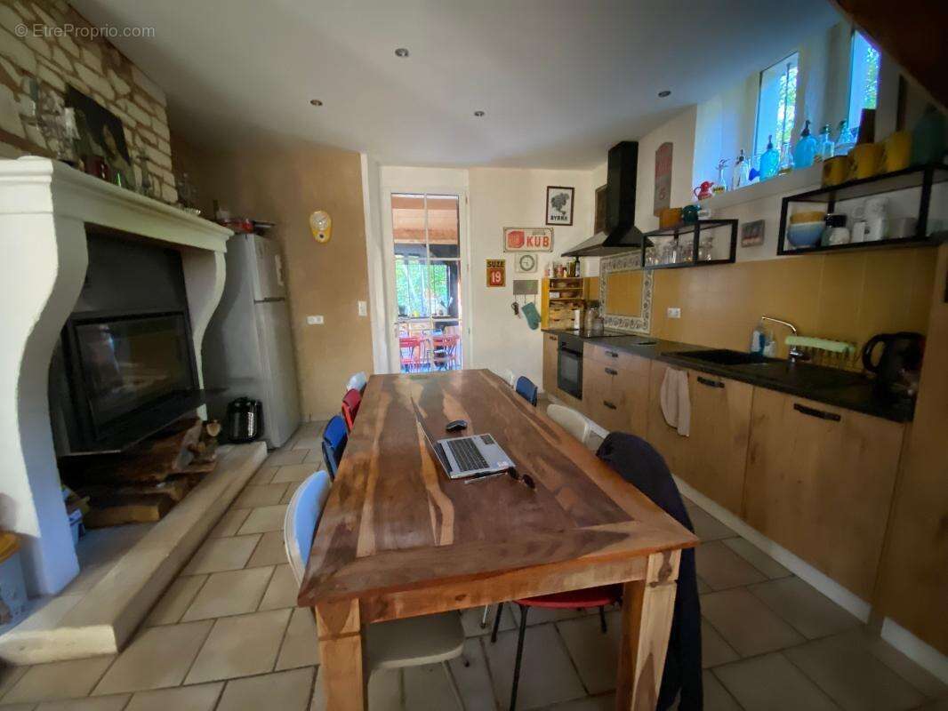 Maison à SAINTE-ALVERE