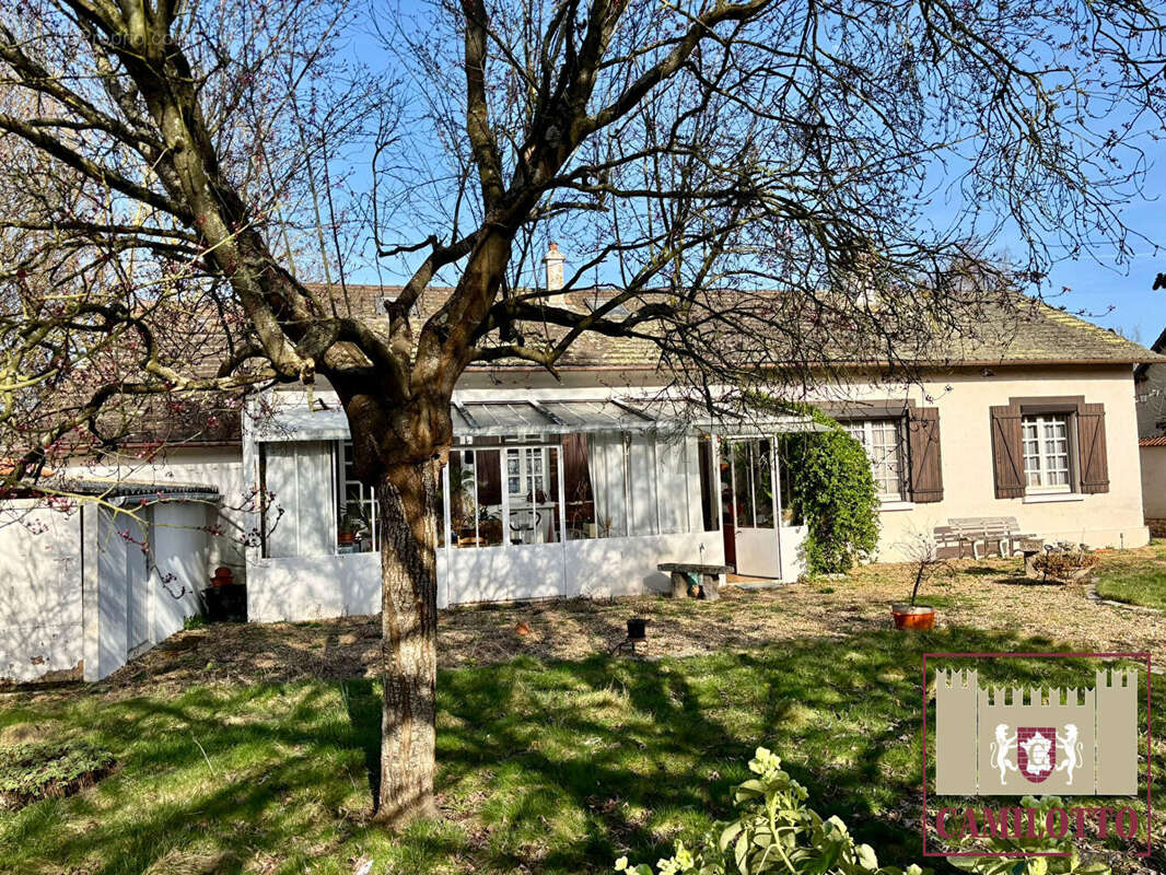 Maison à NOGENT-LE-ROI