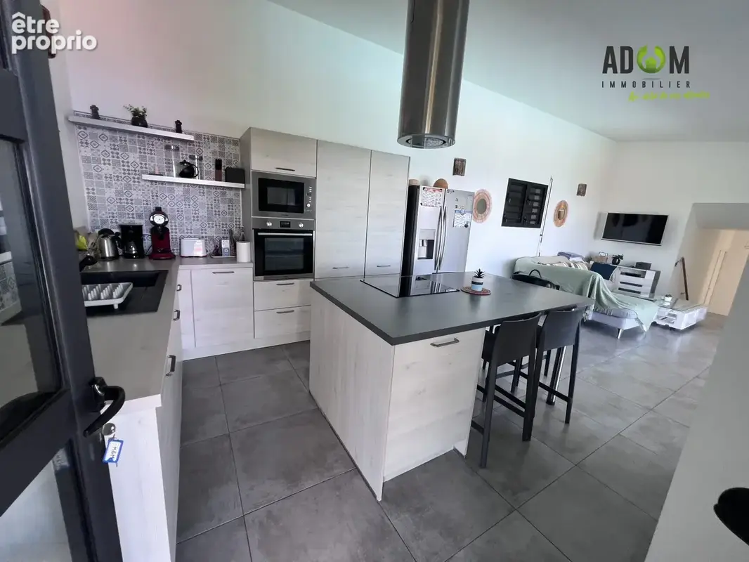 Maison 102 m² à Saint-Leu  - photo 4