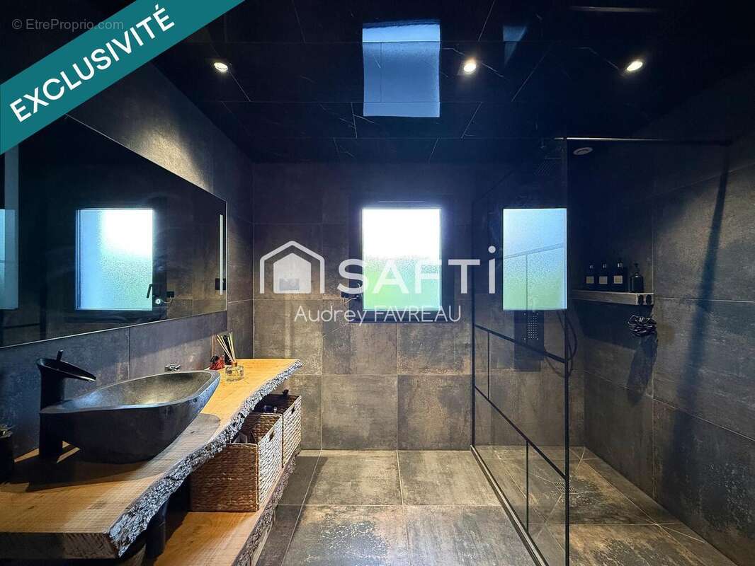 Photo 8 - Maison à LE TALLUD