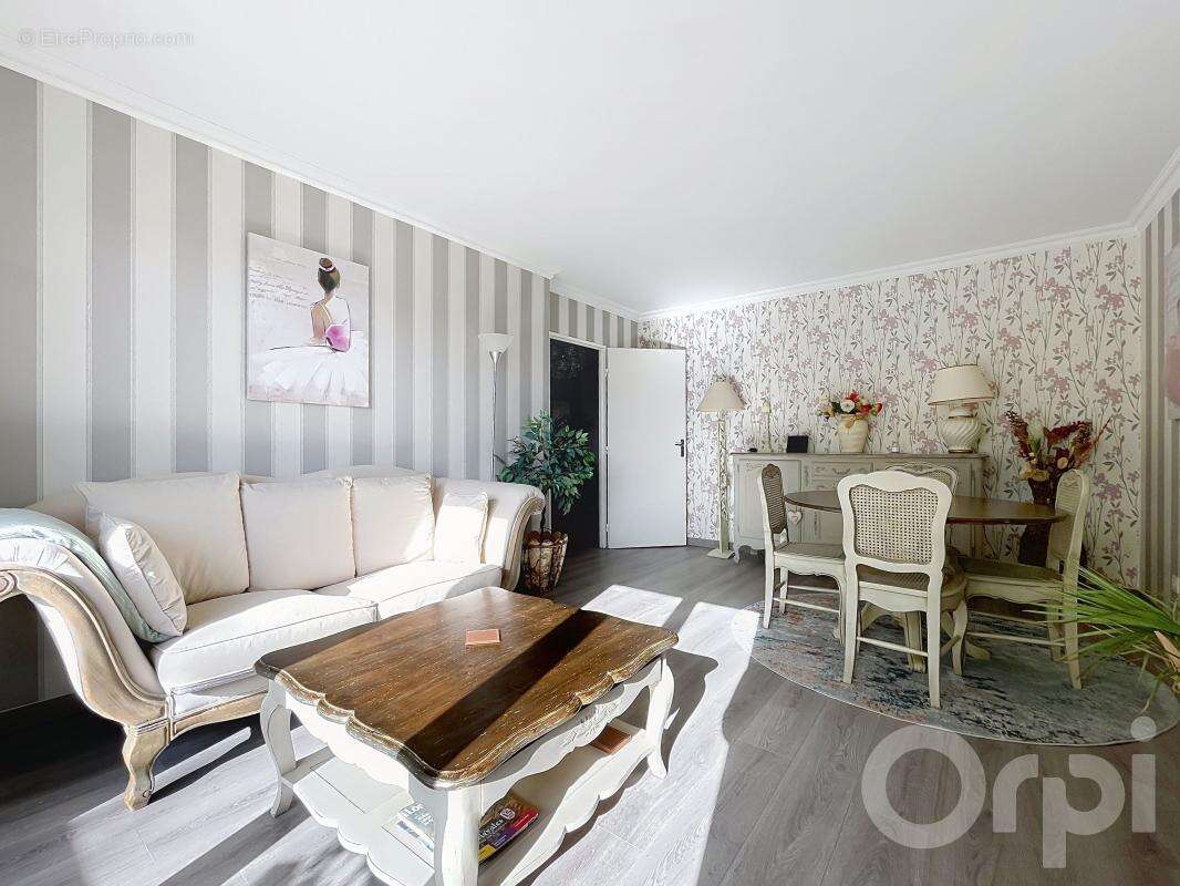 Appartement à LONGJUMEAU