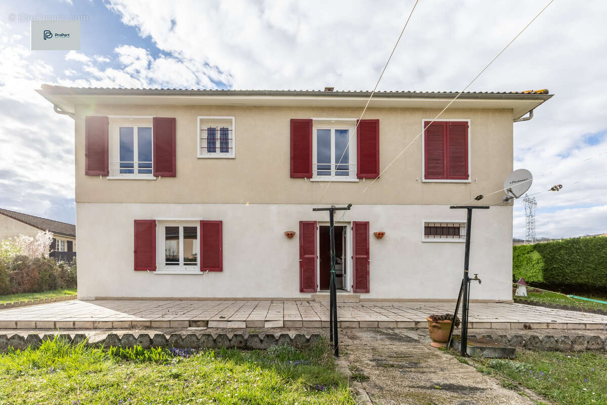 Issoire, 63500, maison 113 m2, terrain 634 m2, 3 chres, 209 800 euros FAI - photo 3
