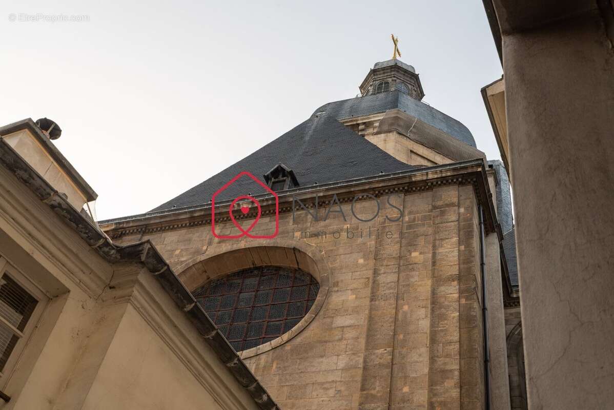 Appartement à PARIS-4E