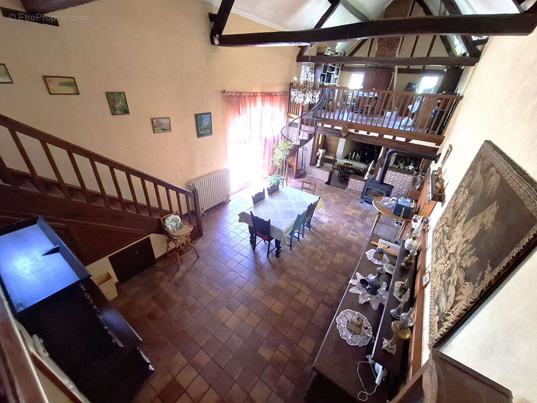 Maison à SAINTE-GENEVIEVE