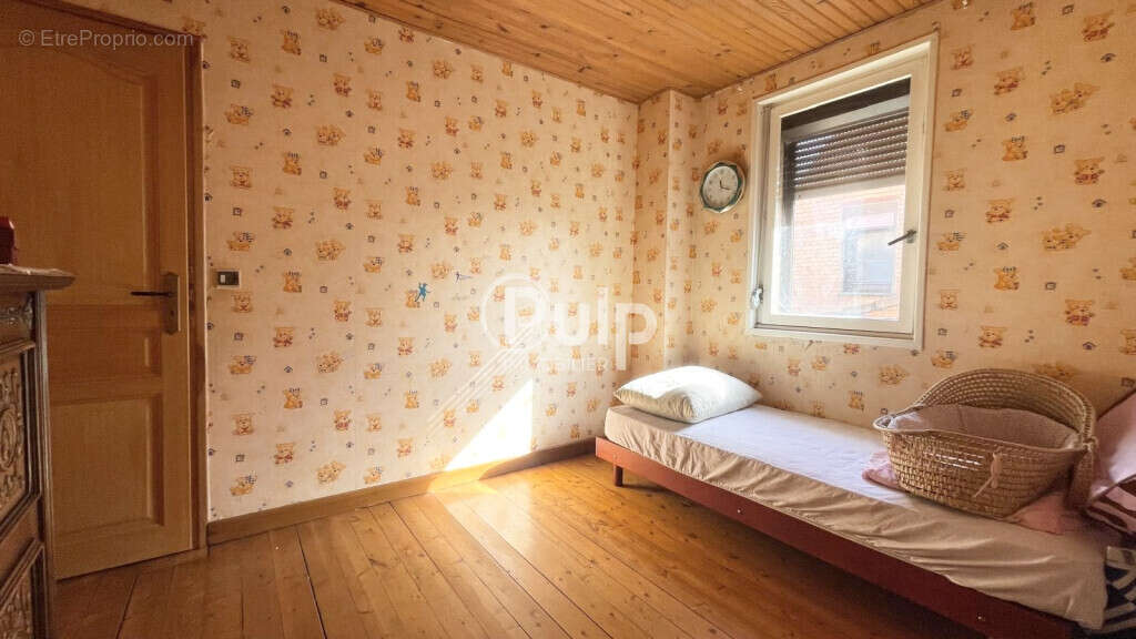 Maison à SALLAUMINES