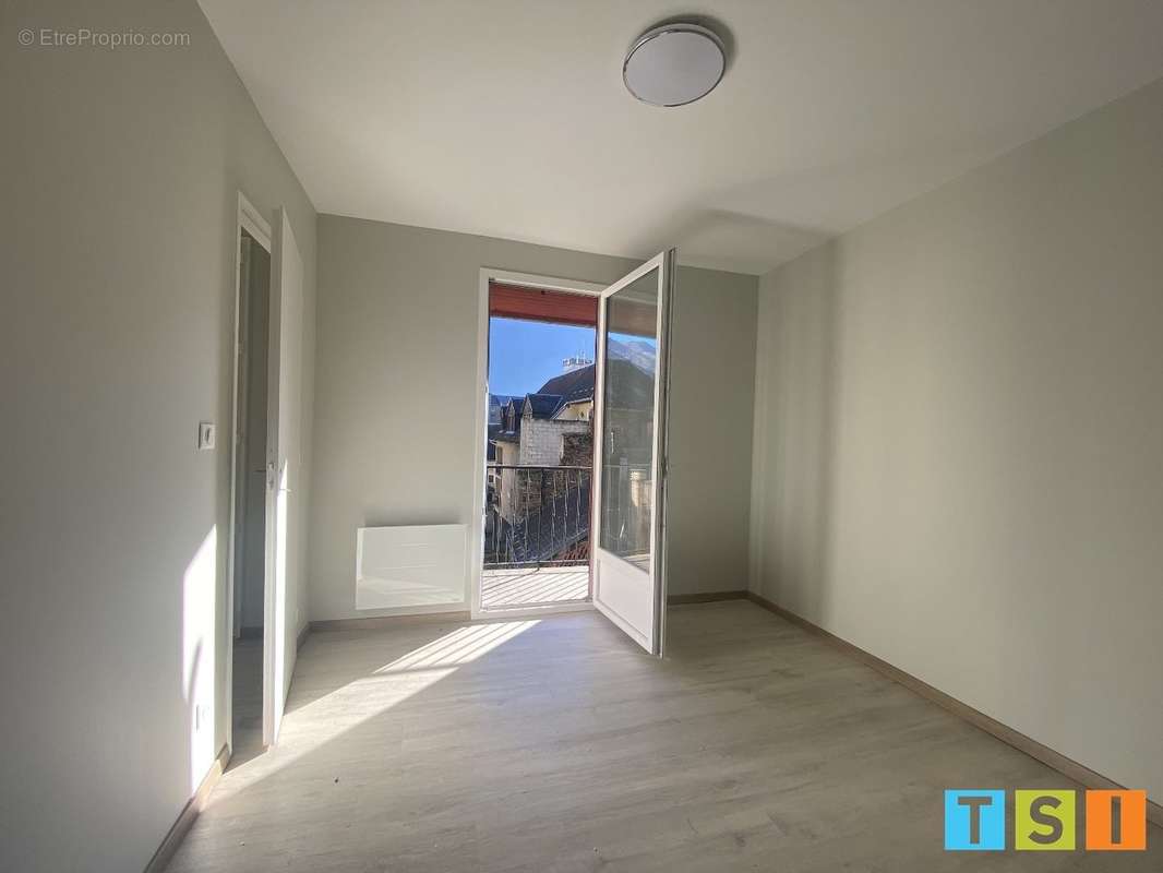 Appartement à BAGNERES-DE-LUCHON