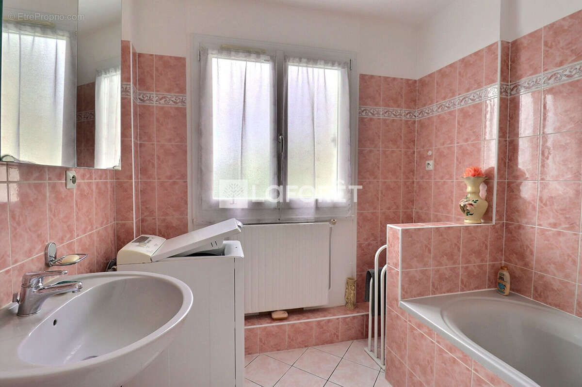 Appartement à VITRY-SUR-SEINE
