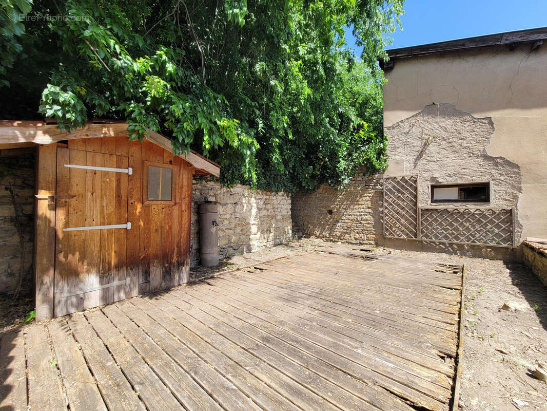 Maison à TREVOUX