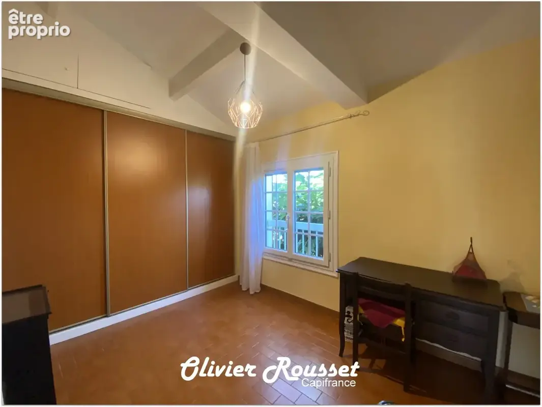 Béziers — Maison T6 de 126 m² avec terrasse et garage, quartier calme - photo 10