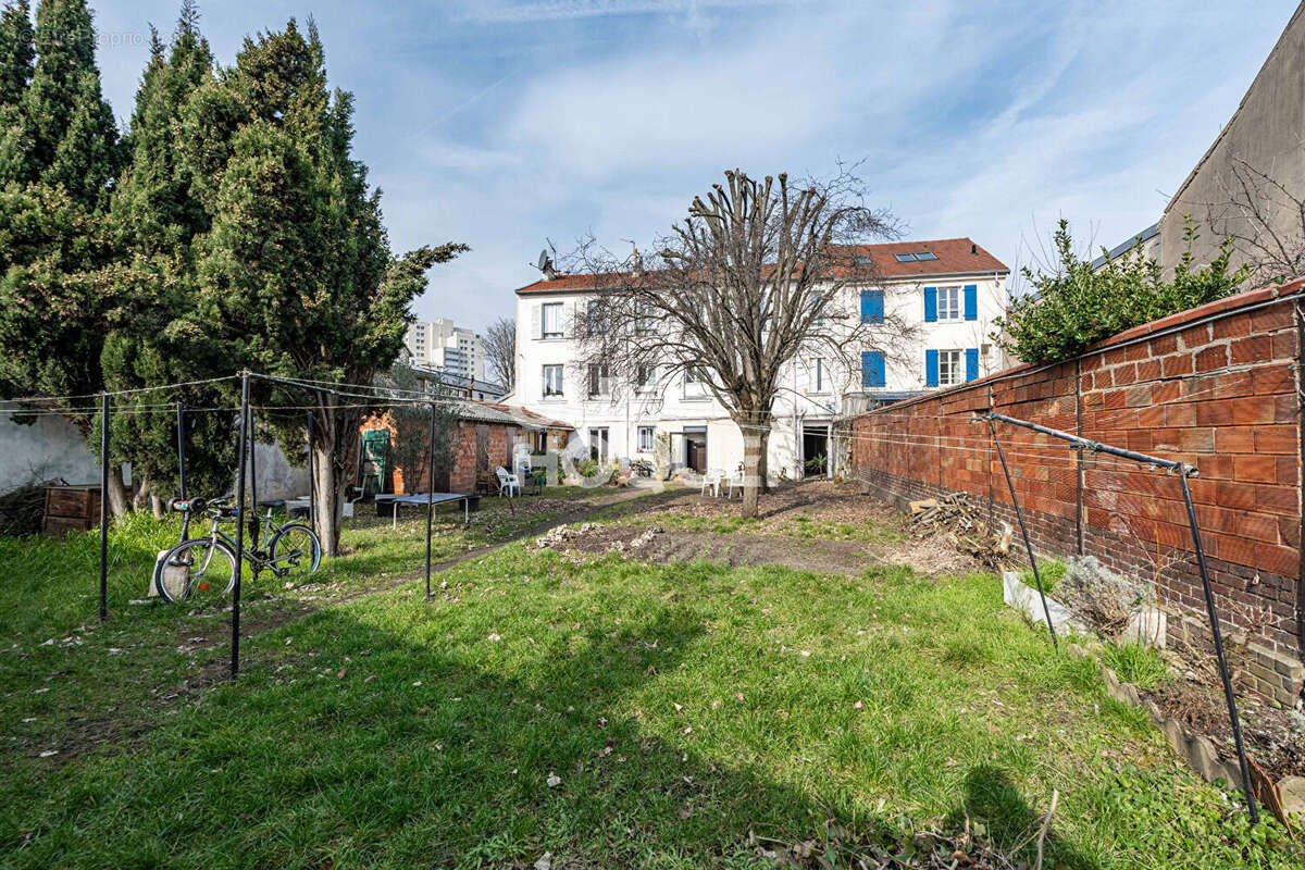 Appartement à GENNEVILLIERS