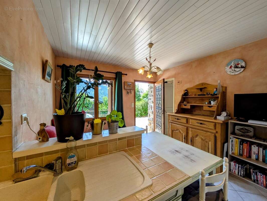 Maison à SAINT-NICOLAS-LA-CHAPELLE