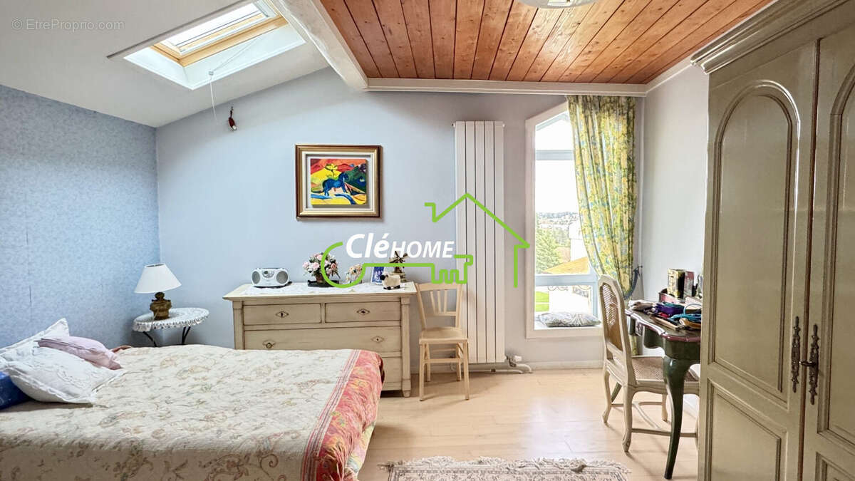 Maison à FLEURIEUX-SUR-L&#039;ARBRESLE