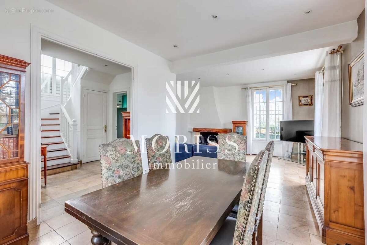 Appartement à BOISSY-SAINT-LEGER