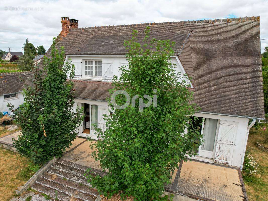 Maison à GROSSOEUVRE