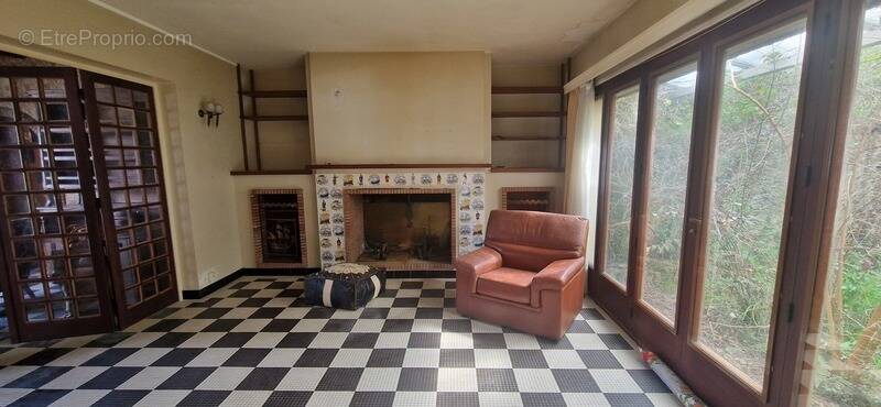 Maison à MONGUILHEM