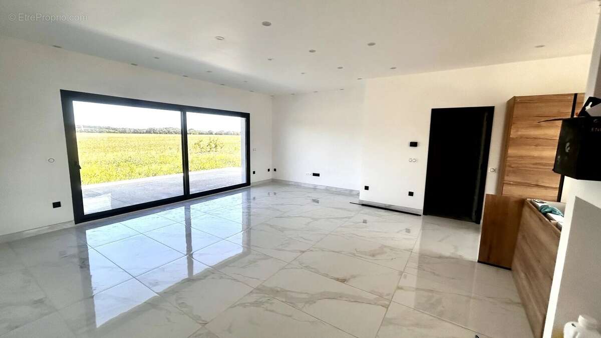 Maison à PACY-SUR-EURE