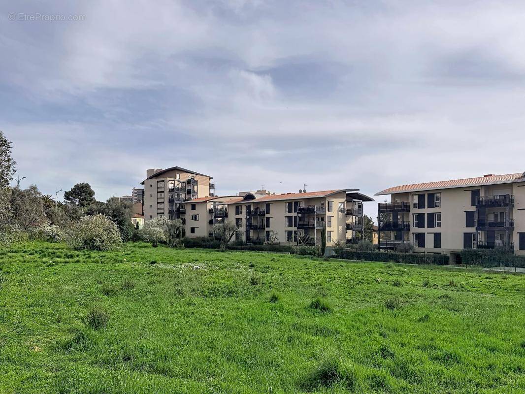 Appartement à LE CANNET