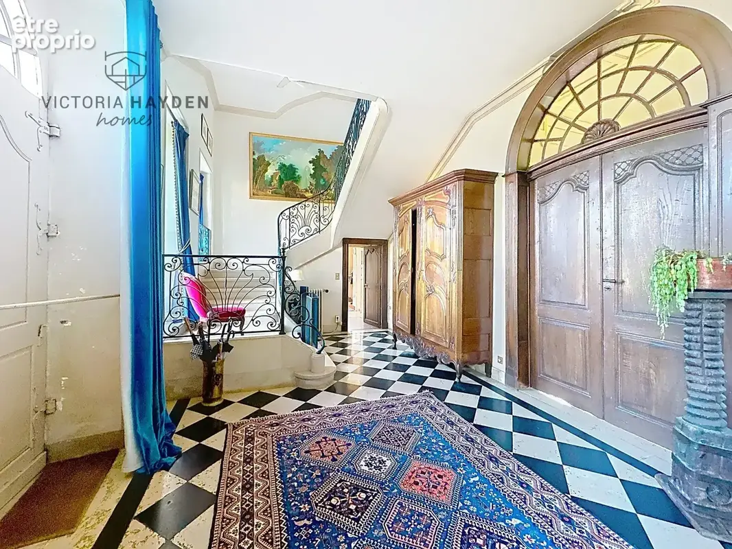 Maison 9 pièces 383 m² à vendre à Pau (64000) - photo 6