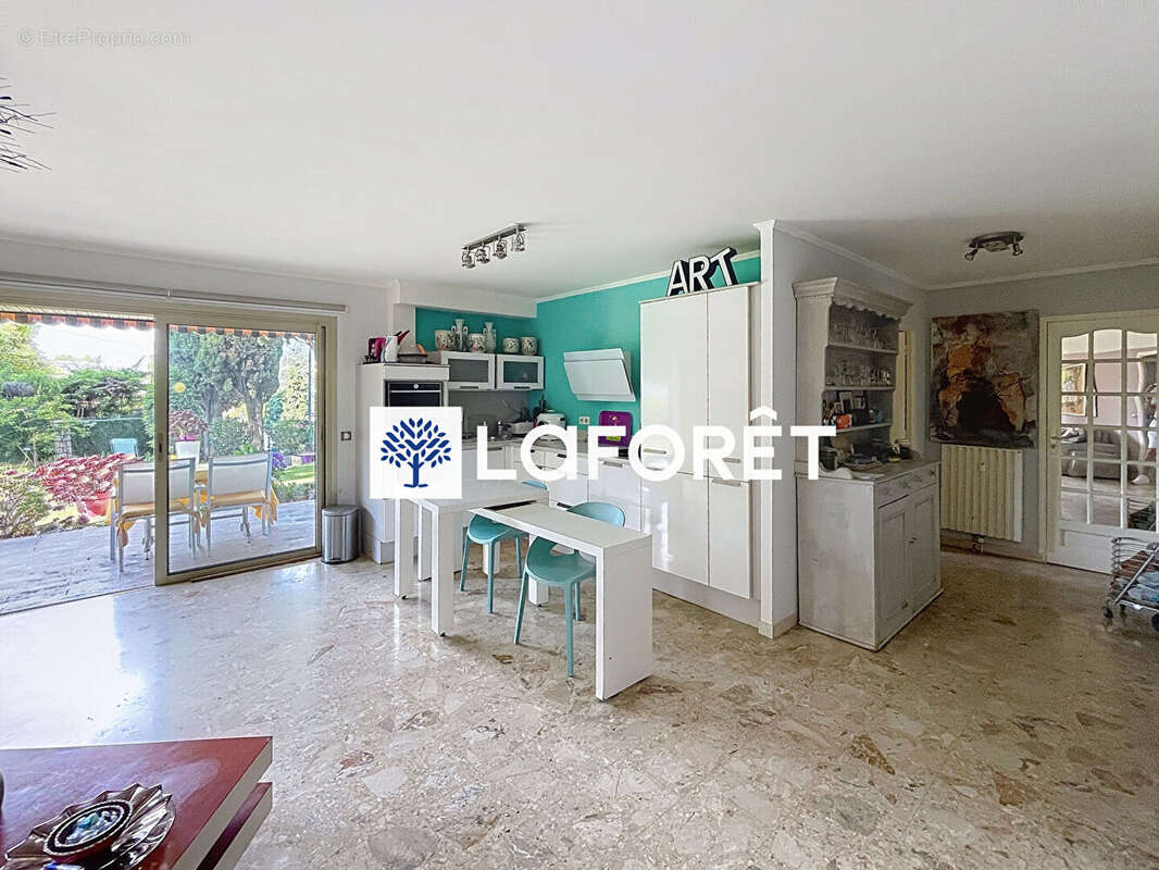 Appartement à CAGNES-SUR-MER