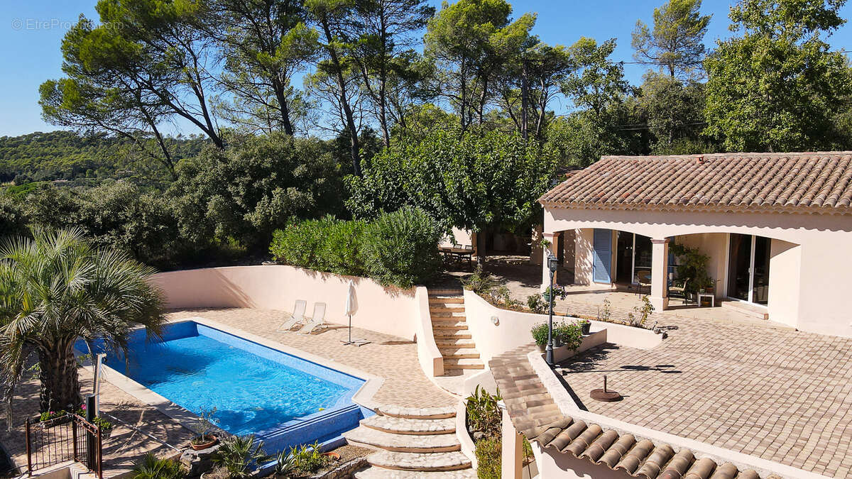 Maison à LORGUES