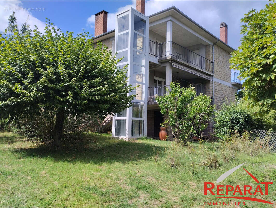 Maison 178 m² à Objat  - photo 2