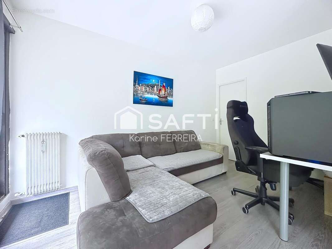 Photo 4 - Appartement à LE COUDRAY-MONTCEAUX
