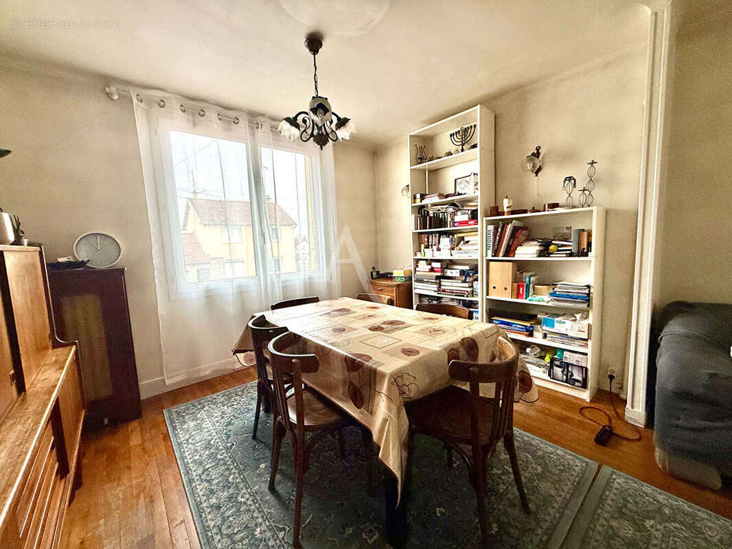 Maison à VILLEMOMBLE