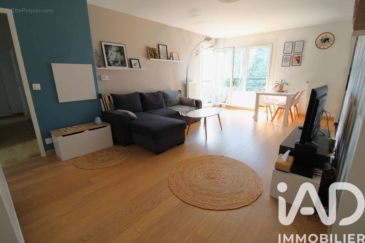 Photo 1 - Appartement à VILLENEUVE-LE-ROI