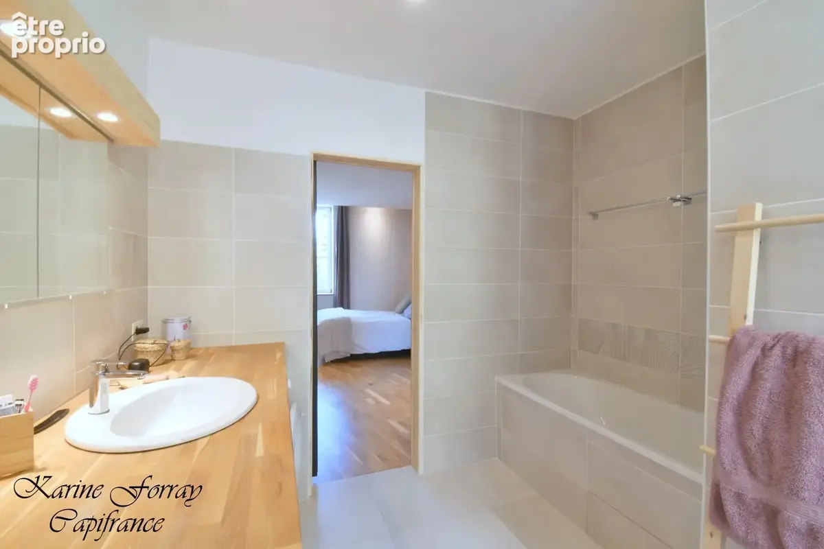 Maison de village 189m2 avec jardin à vendre 6 pièces COLOMBIERS (34) - photo 16