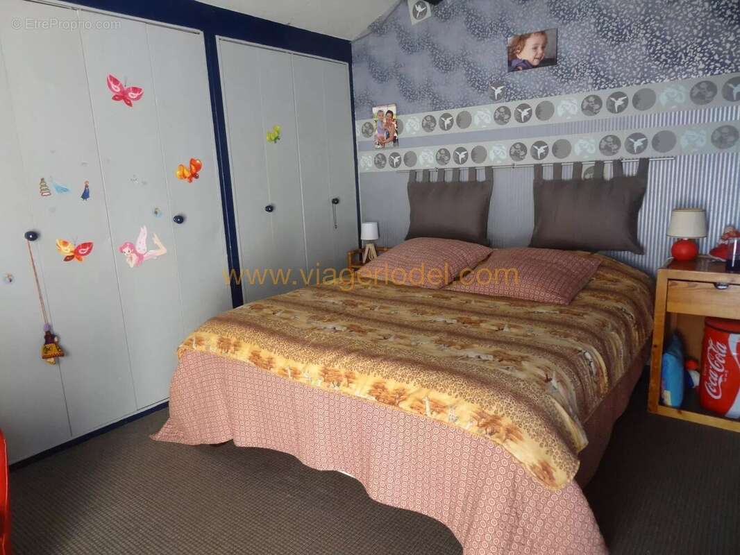 Maison à SAUX-ET-POMAREDE