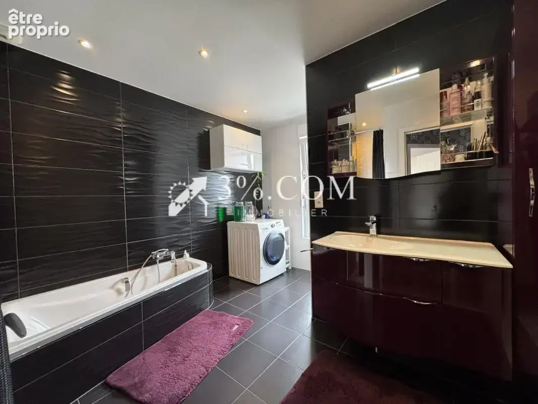 3%COM Belle maison récente avec piscine et jardin - photo 15