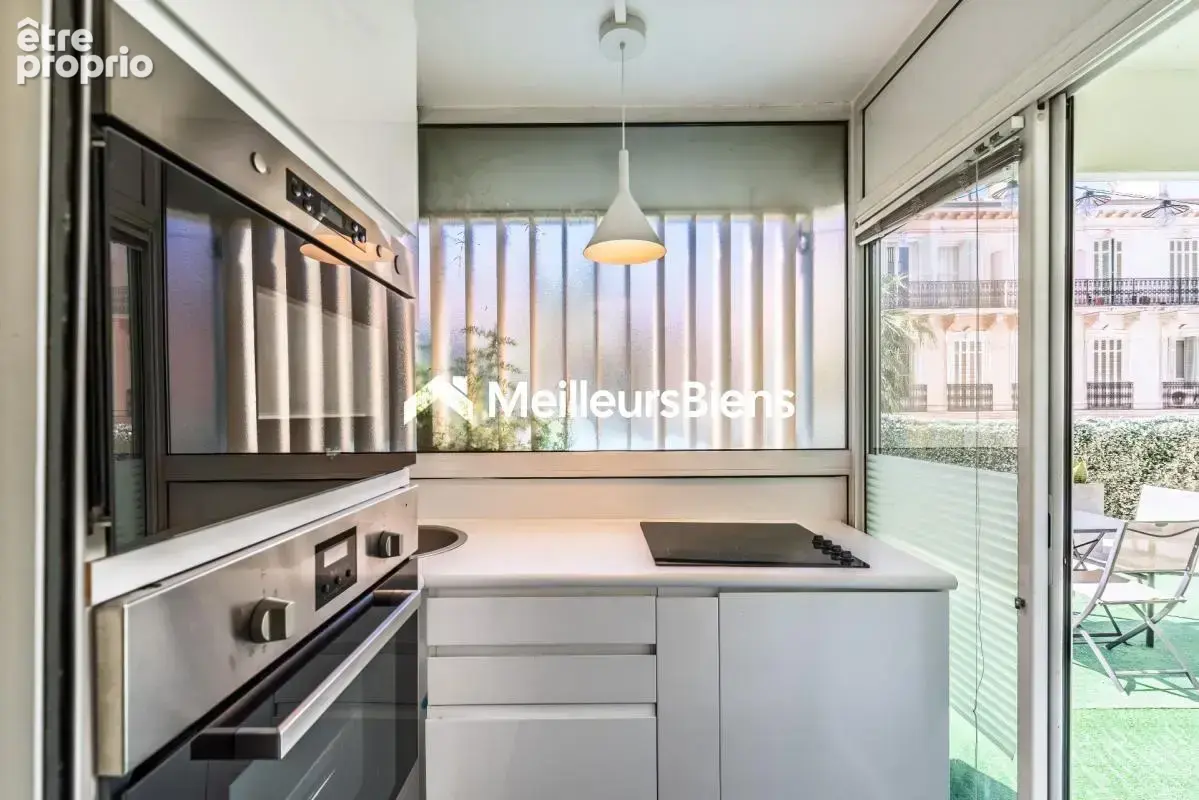 Cannes, coeur Banane :  Rare Appartement 3 chambres et grande terrasse - photo 9