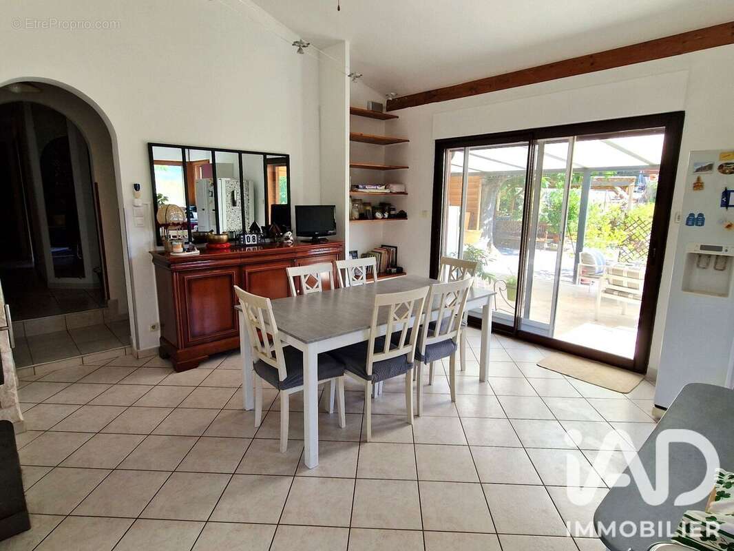 Maison 178 m² à Flaviac  - photo 7