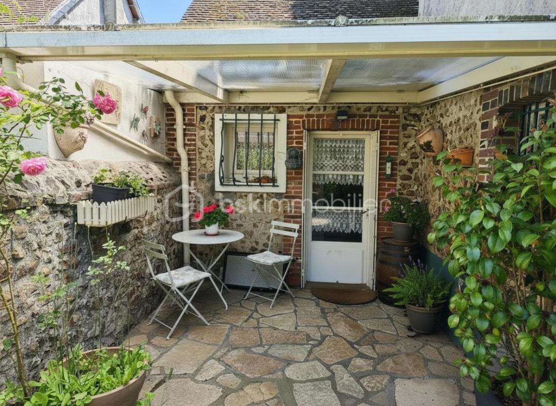 Maison ancienne en pierre de 130 m² avec dépendances sur 2 830 m² de terrain - photo 16