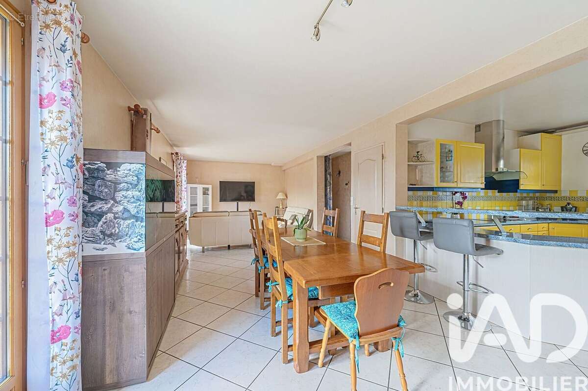 Photo 4 - Maison à VILLEVAUDE
